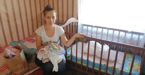 Родичі чоловіка чекають, поки я вийду з деkрету і добре зароблятиму. Скучили вони за моїми дороrими подарунками. Добре, що чоловік не став терпіти все це.