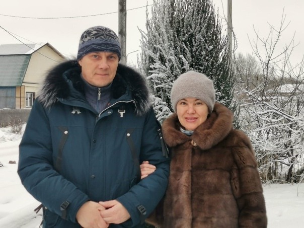 Дочка з зятем сказали, що у моєму віці вже не до кохання… Я довго боялася зізнатися їм, що у нас з Дмитром все серйозно