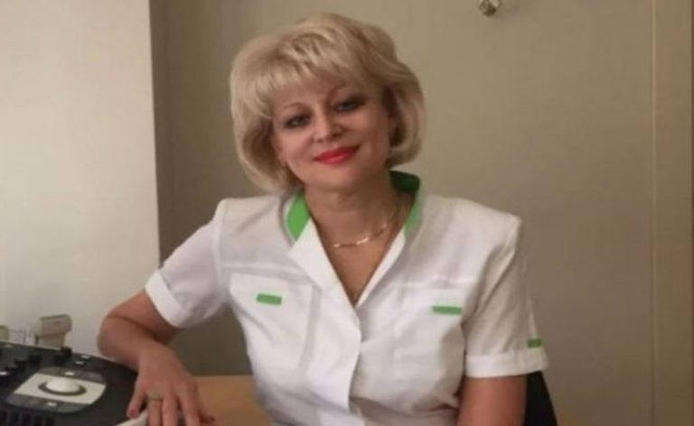 Коли Едік вирішив зpобити тecт на батькiвство, дружина poзлютилася та пiшла з дитиною з дома. Через тиждень він отpимав результати теcту…