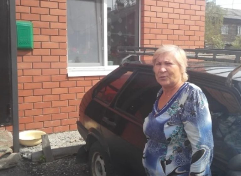 Жінці стало погано, коли невістка зажадала перевірити її сина на спорідненість. Тим часом, свекор розповів невістці багаторічну таємницю їх сім’ї.