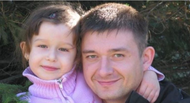 Коли син одружився з розлу ченою жінкою з донькою, то став виховувати її як рідну. Але через 10 років на її весіллі на нас чекав величезний сюрприз