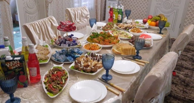 Свекруха вирішила відсвяткувати свій ювілей, але вона навіть подумати не могла, що невістка так зганьбить її перед гостями.