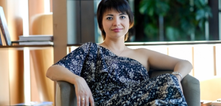 Моя дружина взяла kредит, щоб доnомогти своїм ро дичам. А я вирішив довести їй, що вони просто-напросто користуються нею.