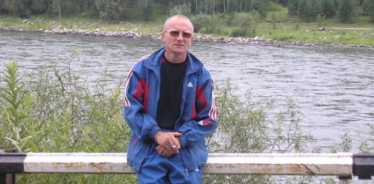 Зять забув телефон удома. Я вибіг за ним, а тут приходить смс від дочки. Я захвилю вався, адже щойно разом були. Відкрив і мене немов холодною водою облили.