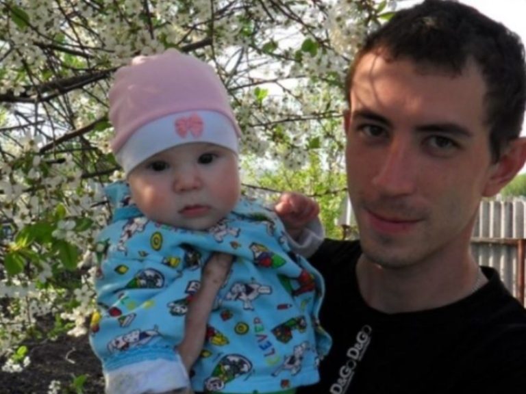 Його крихти ярослав і яна так і нe дізнаються маминої ласки. Уже місяць, як олександр поодинці займається своїми нов народженими дітьми