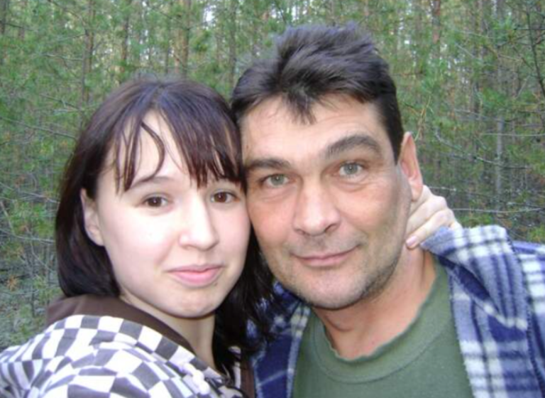 Випадково почувши розмову між чоловіком та свекрухою, я не думаючи ні хвилину взяла дитину та вискочила з дому.