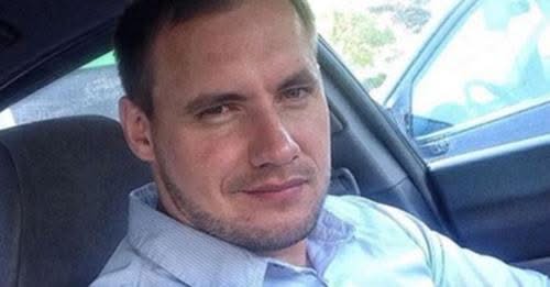 Коли Марина подала на розлу чення, Тарас показав документи, мовляв, у нього мало грошей для аліментів. Але незабаром він з’явився у житті дітей зі своєю дорогою машиною. Марина вирішила помститися йому