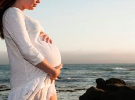 Будучи студенткою університету, я зрозуміла, що ношу під сер цем дитя. Свекруха обіцяла допомогти і допомагала. Ми навіть не хотіли переїжджати в свій будинок. Але коли синочку виповнився рік, в будинок прийшла біда …