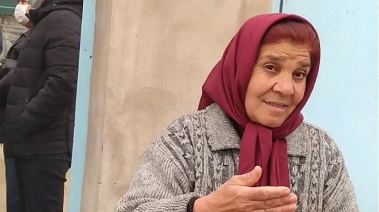 Мені дуже соромно, що у мене такі діти. Вони відпочивають щороку за кордоном, а я, коли прибільш, повинна економити на їжі. І допомагати мені ніхто не хоче.