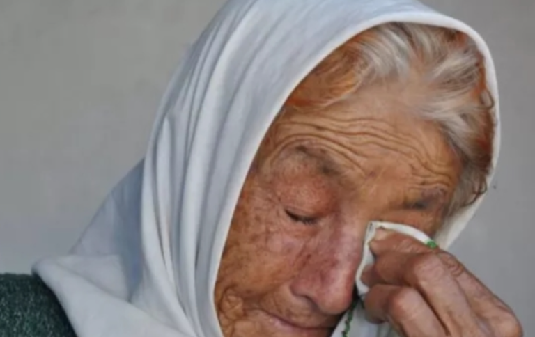 Як тільки діти дізналися про те, що я складаю заповіт відразу знайшли час для рідної мами