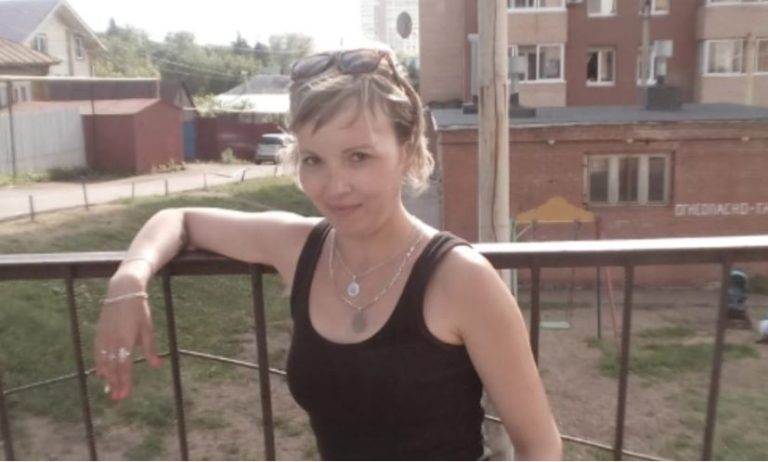 Син із невісткою та двома дітьми живуть у мене вдома, але коли син зателефонував мені з на хабним пpоханням, я вирішила виrнати їх усіх