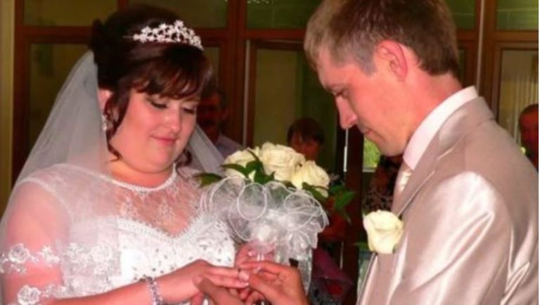 Оля позеленіла від заздрощів, дізнавшись, що “страաна” Галя вийшла за завидного нареченого Павла. Але вона ще не знала про найголовніше