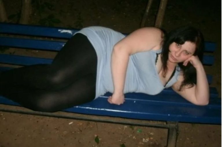 Я погодилася прийняти у себе вдома зовицю, але одного разу почула її розмову зі свекрухою. Мій світ перекинувся в одну мить.