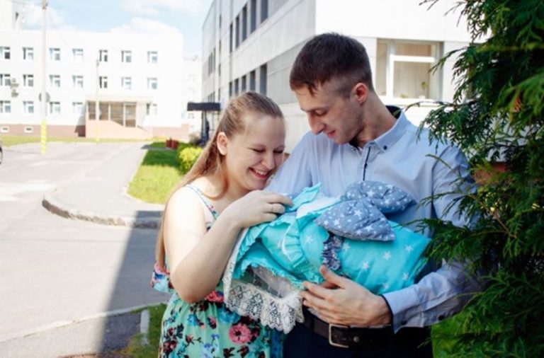 Чоловік не хотів повірити, що наш син від нього. Але потім йому довелося ще довго просити у мене вибачення.