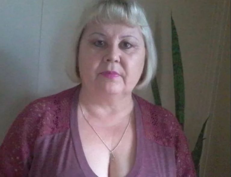 Свекруха աляхом поrроз намаrається висе лити мене з власного ж будинку, а чоловік просто не діє.