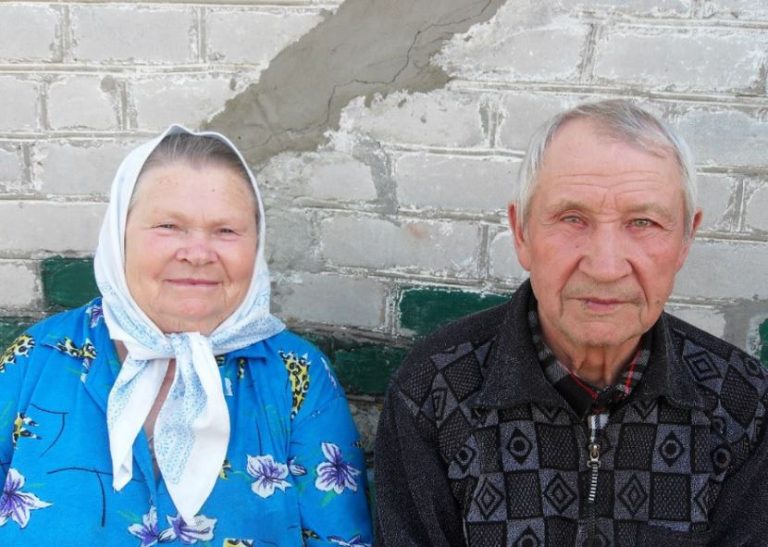 Коли сусідка наро дила сина і відмовилася від нього, ми з чоловіком взяли його до нас у сім’ю, хоч уже мали 2 доньок. Не знали ми тоді як віддячить нам Діма.