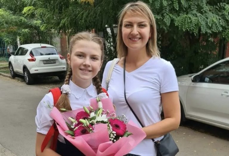 Ось уже майже 13 років я одна виховувала свою дочку. Я давно змирилася з думкою, що, можливо, ніколи не зустріну свою людину