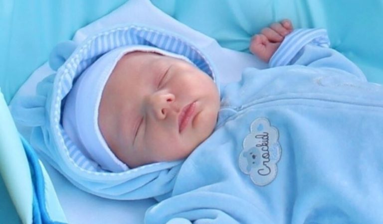 4 дні тому Аня народила дівчинку — але з пологового будинку повернулася ще й з двома хлопчиками