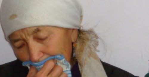 Перечитуючи їх в сусідній кімнаті, Юля не плакала вона ридала в голос. Тримай, мама простягнула дочці з десяток листів.