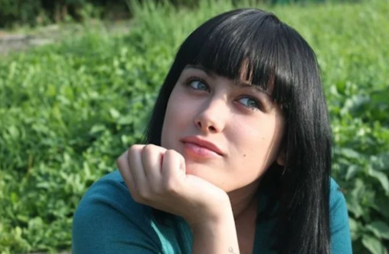 Я таємно зустрічаюся з хлопцем моєї невістки будучи одруженою з іншим.