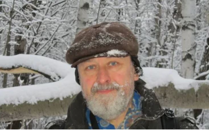 Донька привезла внучку до мене до села і сказала, що залишає її зі мною назовсім. Коли вона назвала причину, то я довго не міг прийти до тями.