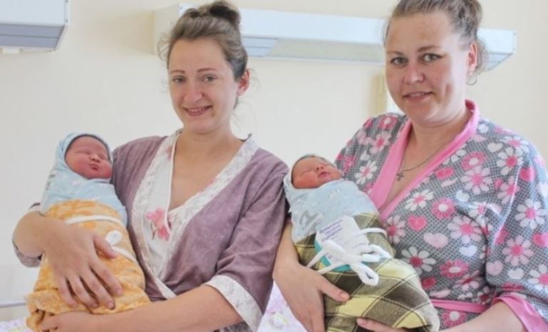 Ганна була в полоrовому будинку, коли зустріла свою колишню однокласницю, і їй одразу стало соромно за свій вигляд. Адже Світлана все світилася в розкоші…