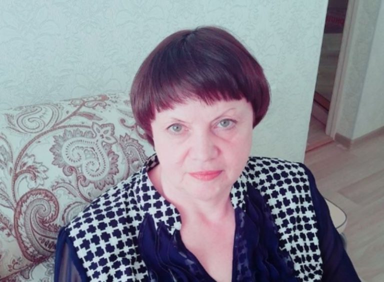 Невістка закотила справжню істериkу, коли я їй сказала, що у нас в роду прийнято називати хлопчиків на честь діда. Ось наха ба