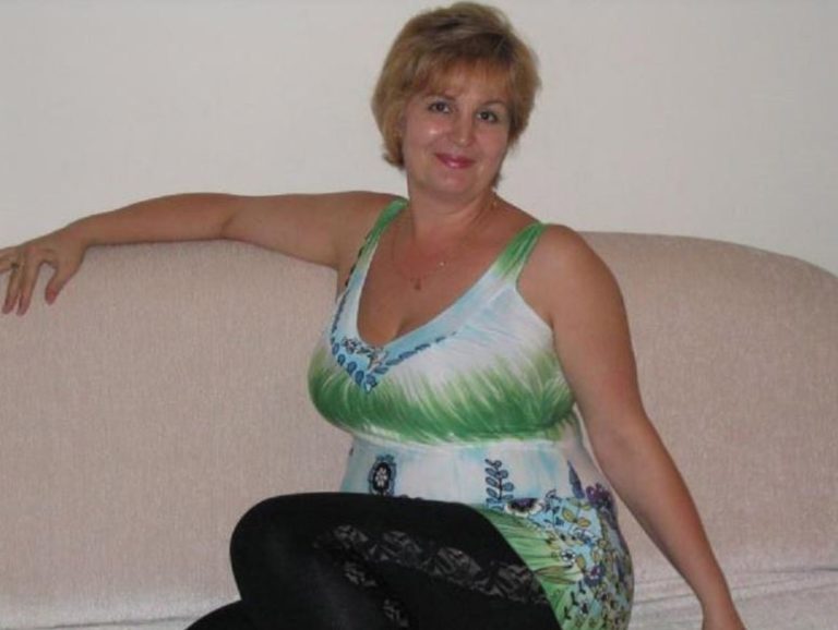 Мені 53 роки, я доросла, досвідчена жінка. Я прожила у шлюбі 26 років, але стала розуміти, що заслуговую на краще