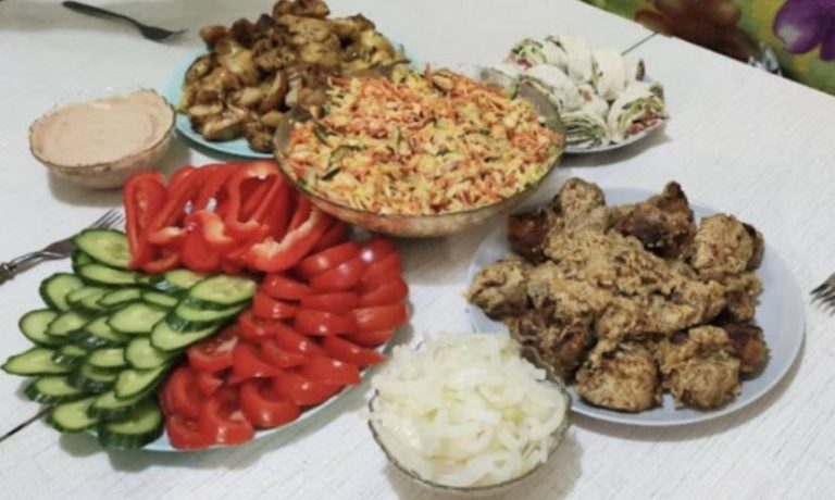 Моя свекруха хоче відзначити свій ювілей у нас. І при цьому прийти одразу на все готове.