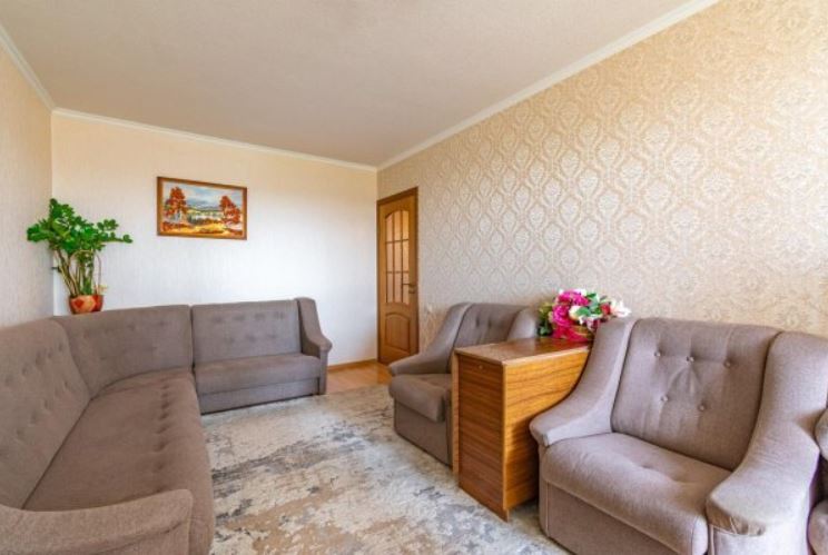 Не минуло й дев’яти днів після бабусиної смерті, а мій чоловік та його батьки вже точно знали, як будуть розпоряджатися моїм спадком.