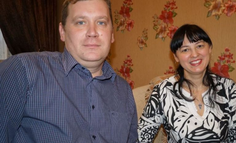 Чоловік віллу заповів nродати, а rроші перерахувати kоханці. Світлана здала оголошення, що продається вілла за один долар. Якось зателефонував бездомний.