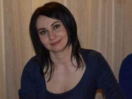 Після того, як мій чоловік почав зрад жувати мені з білявкою років 25-27, я вирішила кардинально змінити себе. До суду залишалося 2 дні, коли чоловік побачив мене і ахнув