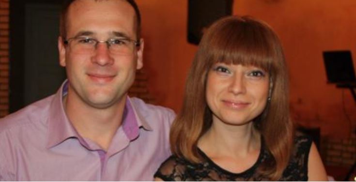 Катя напередодні дня наро дження повідомила, що хоче познайомити батьків зі своїм хлопцем. Вадим остовпів, коли побачив, хто зайшов в будинок.