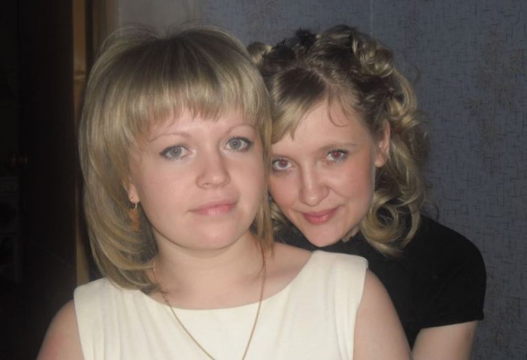 Вирішивши зробити сюрприз своїй мамі, я зас тала у неї вдома свого колиաнього чоловіка