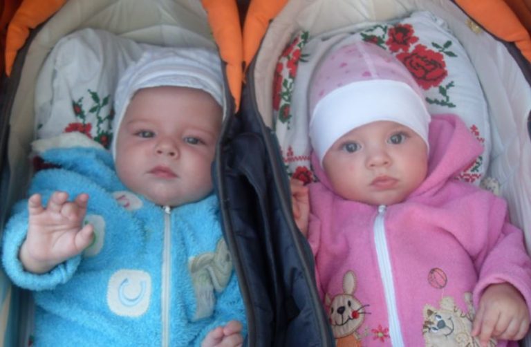 Віка кинула немовлят на мене, а сама втекла до своїх батьків. А коли ми з дітьми встали на ноги, вона раптом з’явилася.